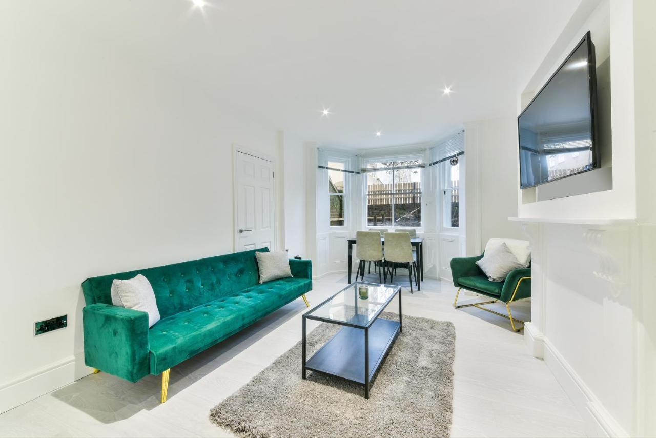 Amazing 2 Bed Apartment Clapham North Londres Extérieur photo