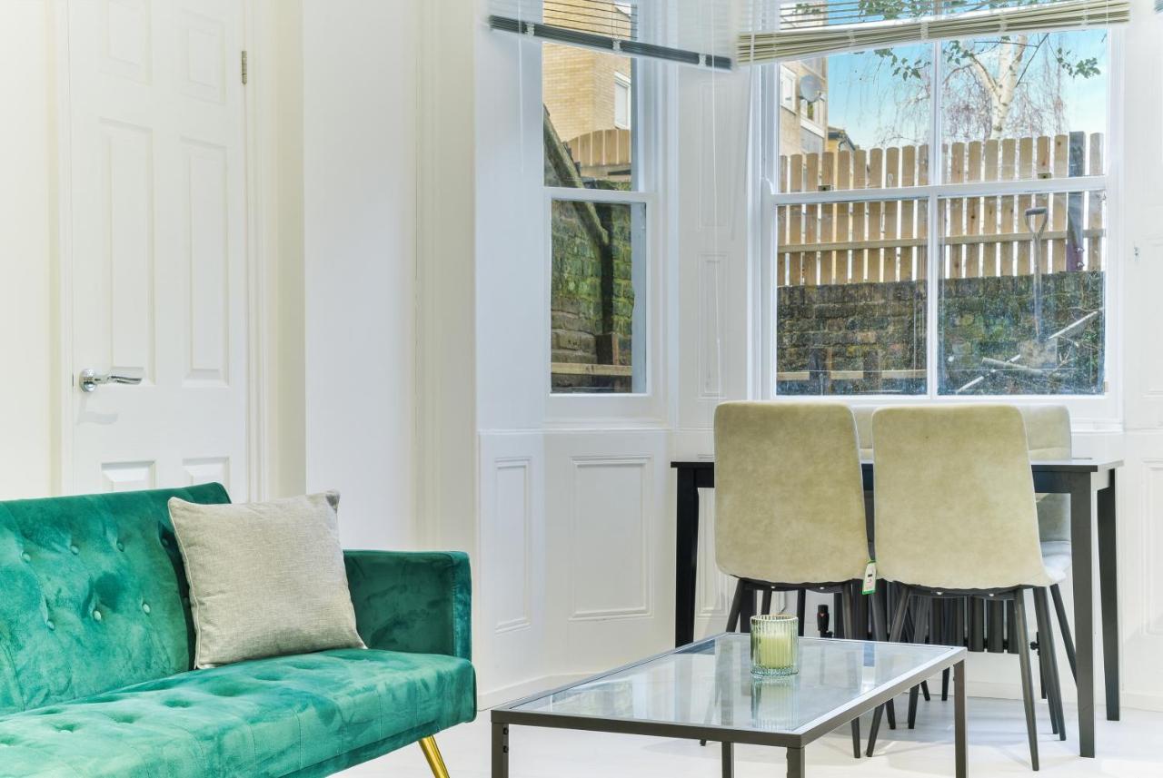 Amazing 2 Bed Apartment Clapham North Londres Extérieur photo